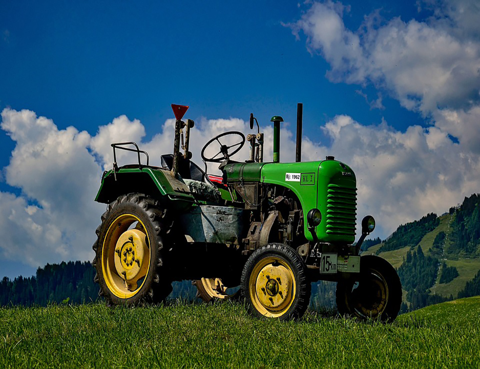 tractor-4092218_960_720